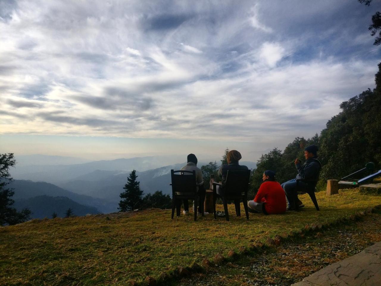 Simba Cafe & Lodge Binsar Exterior foto